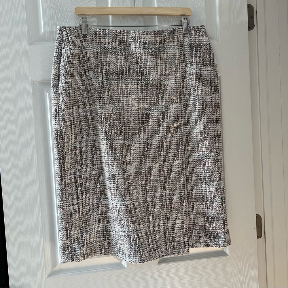 Ann Taylor Factory Textured Pencil Skirt - Black and Cream